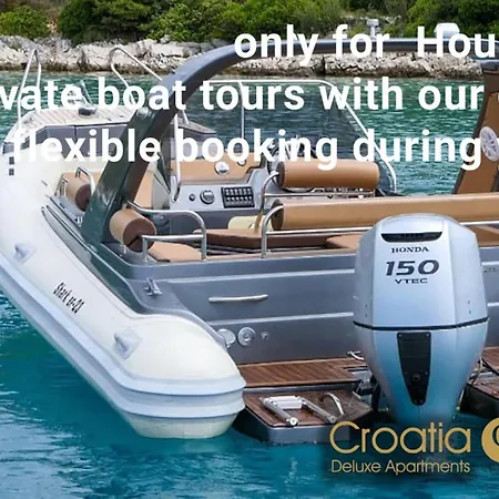 Appartement Oceanview Deluxe Penthouse With 89m2 Living Space 90m2 Roof Terrace Trogir