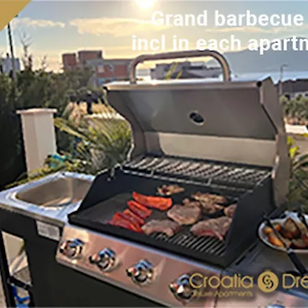 Oceanview Deluxe Penthouse With 89m2 Living Space 90m2 Roof Terrace Appartement Trogir