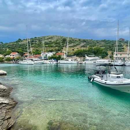 Oceanview Deluxe Penthouse With 89m2 Living Space 90m2 Roof Terrace * Trogir