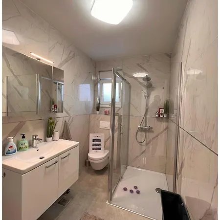 Apartman Oceanview Deluxe Penthouse With 89m2 Living Space 90m2 Roof Terrace Trogir