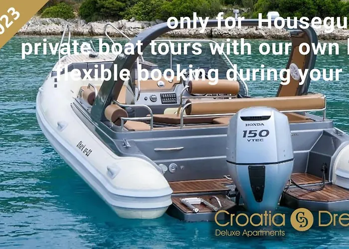 Apartman Oceanview Deluxe Penthouse With 89m2 Living Space 90m2 Roof Terrace Trogir