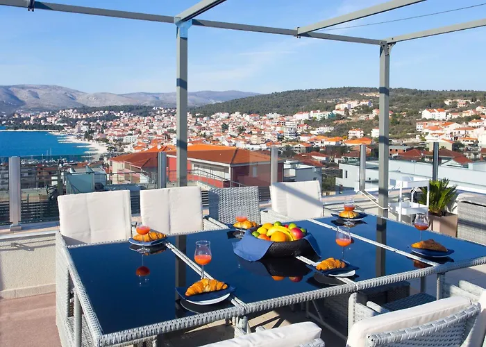 Oceanview Deluxe Penthouse With 89m2 Living Space 90m2 Roof Terrace Trogir