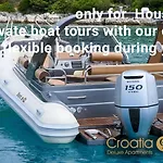 Apartmán Oceanview Deluxe Penthouse With 89m2 Living Space 90m2 Roof Terrace Trogir