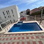 Apartmán Oceanview Deluxe Penthouse With 89m2 Living Space 90m2 Roof Terrace Trogir