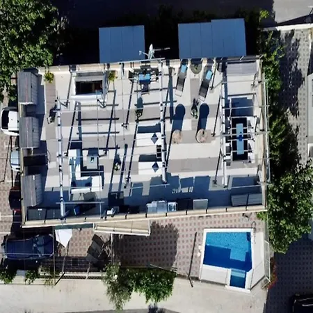 Apartman Oceanview Deluxe Penthouse With 89m2 Living Space 90m2 Roof Terrace Trogir