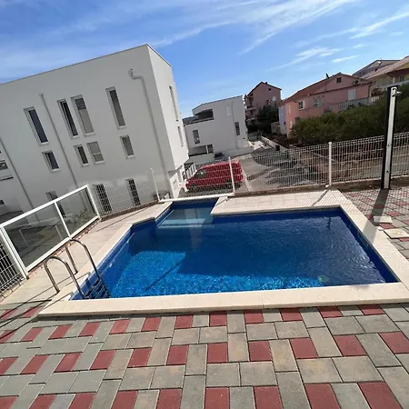 Apartman Oceanview Deluxe Penthouse With 89m2 Living Space 90m2 Roof Terrace Trogir