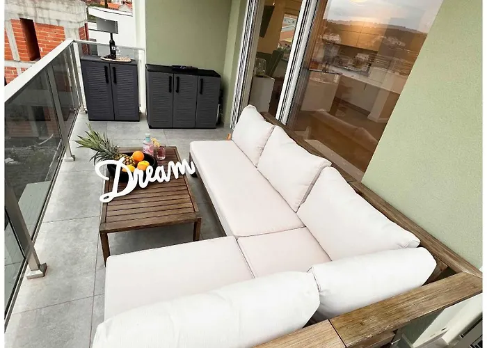 Apartment Oceanview Deluxe Penthouse With 89m2 Living Space 90m2 Roof Terrace Trogir