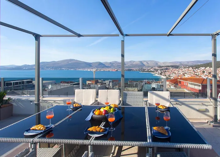 Oceanview Deluxe Penthouse With 89m2 Living Space 90m2 Roof Terrace